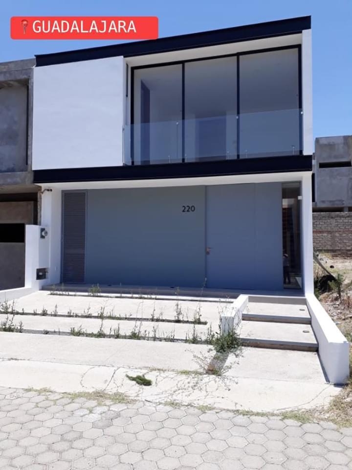#932 - Casa para Venta en Tlajomulco de Zúñiga - JC