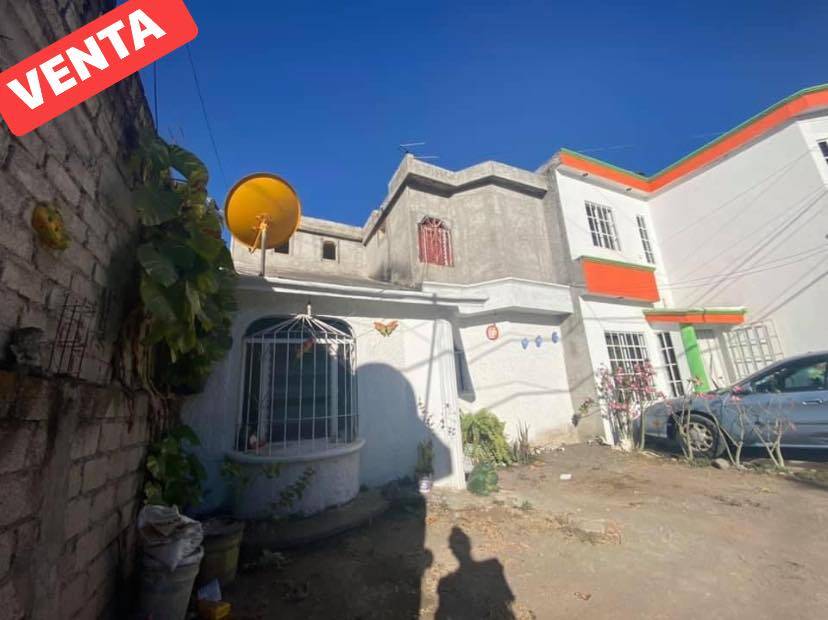 #2420 - Casa para Venta en Coquimatlán - CL