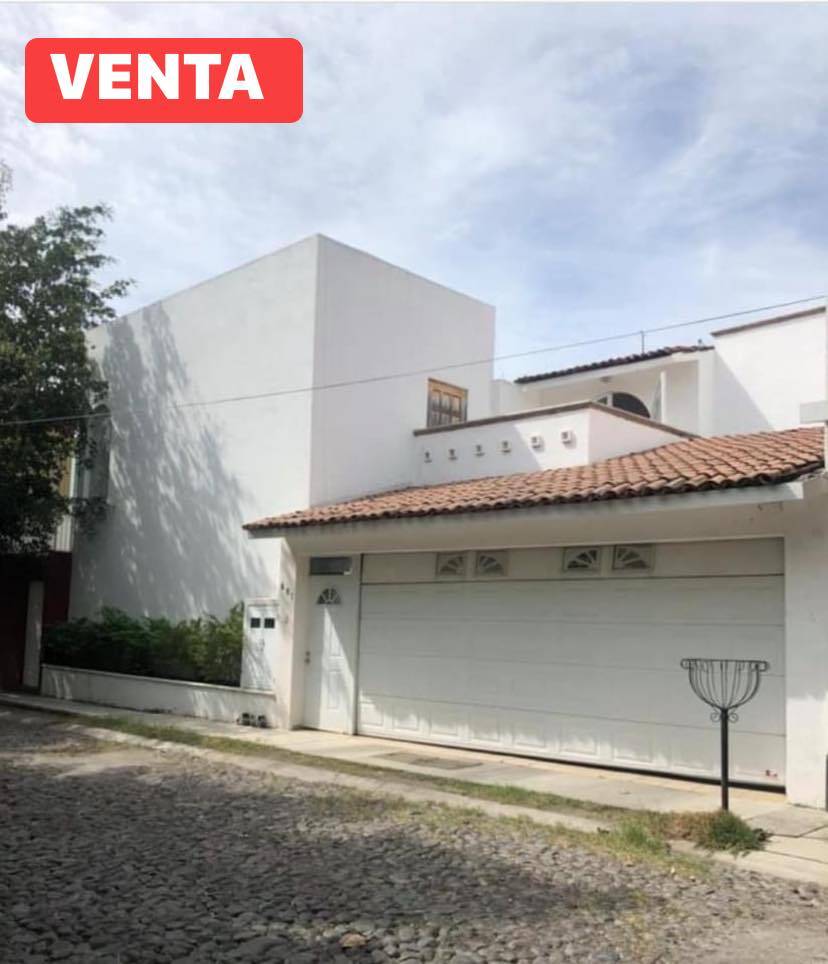 #2565 - Casa para Venta en Villa de Alvarez - CL