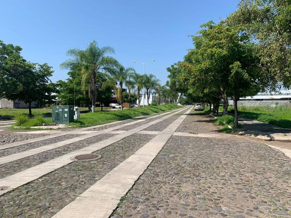 #2921 - Terreno para Venta en Colima - CL