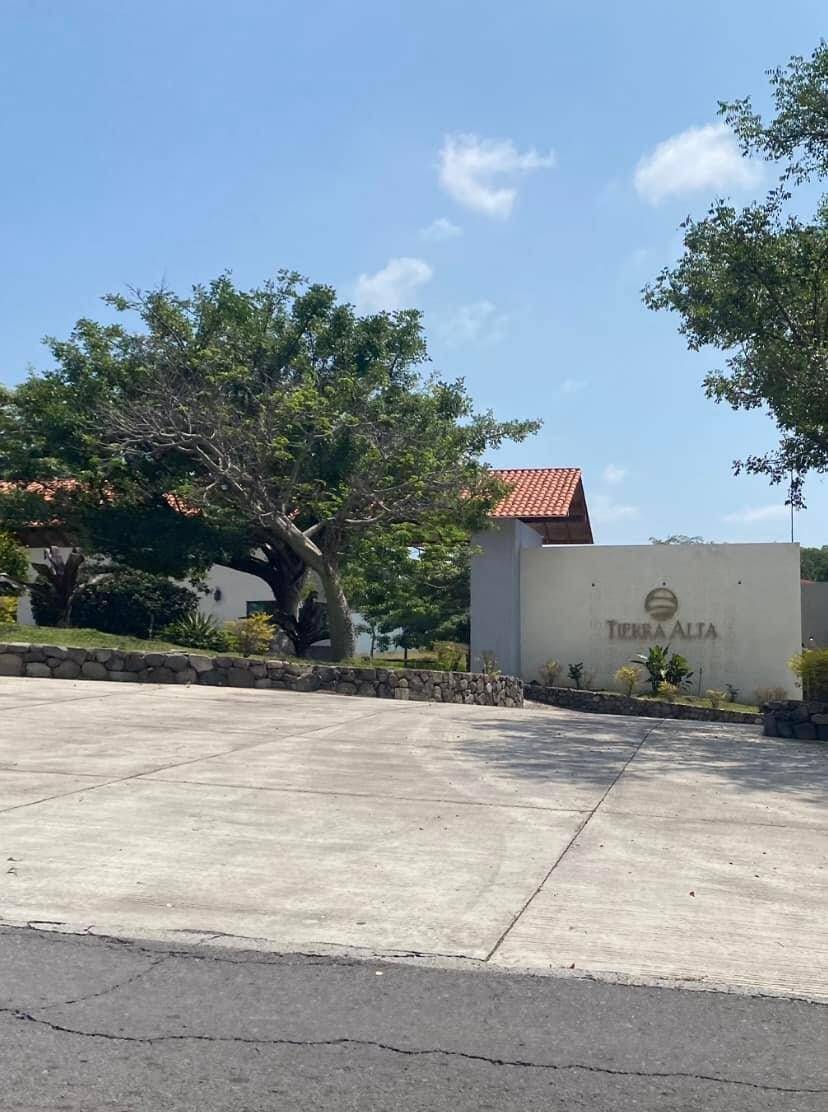 #4845 - Terreno para Venta en Villa de Alvarez - CL