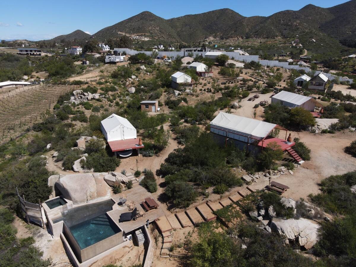 #5456 - HOTEL para Venta en Ensenada - BC