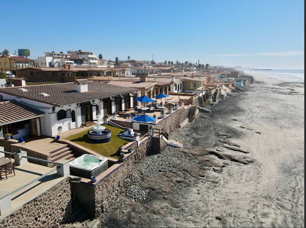 #5649 - Casa para Venta en Playas de Rosarito - BC