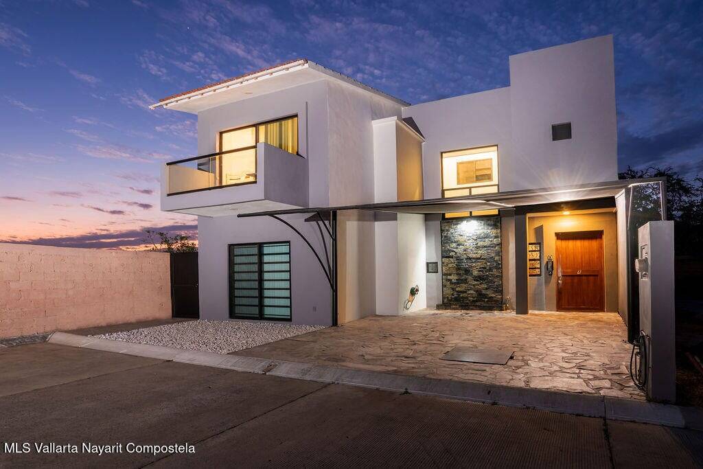 #5876 - Casa para Venta en Bahía de Banderas - NT