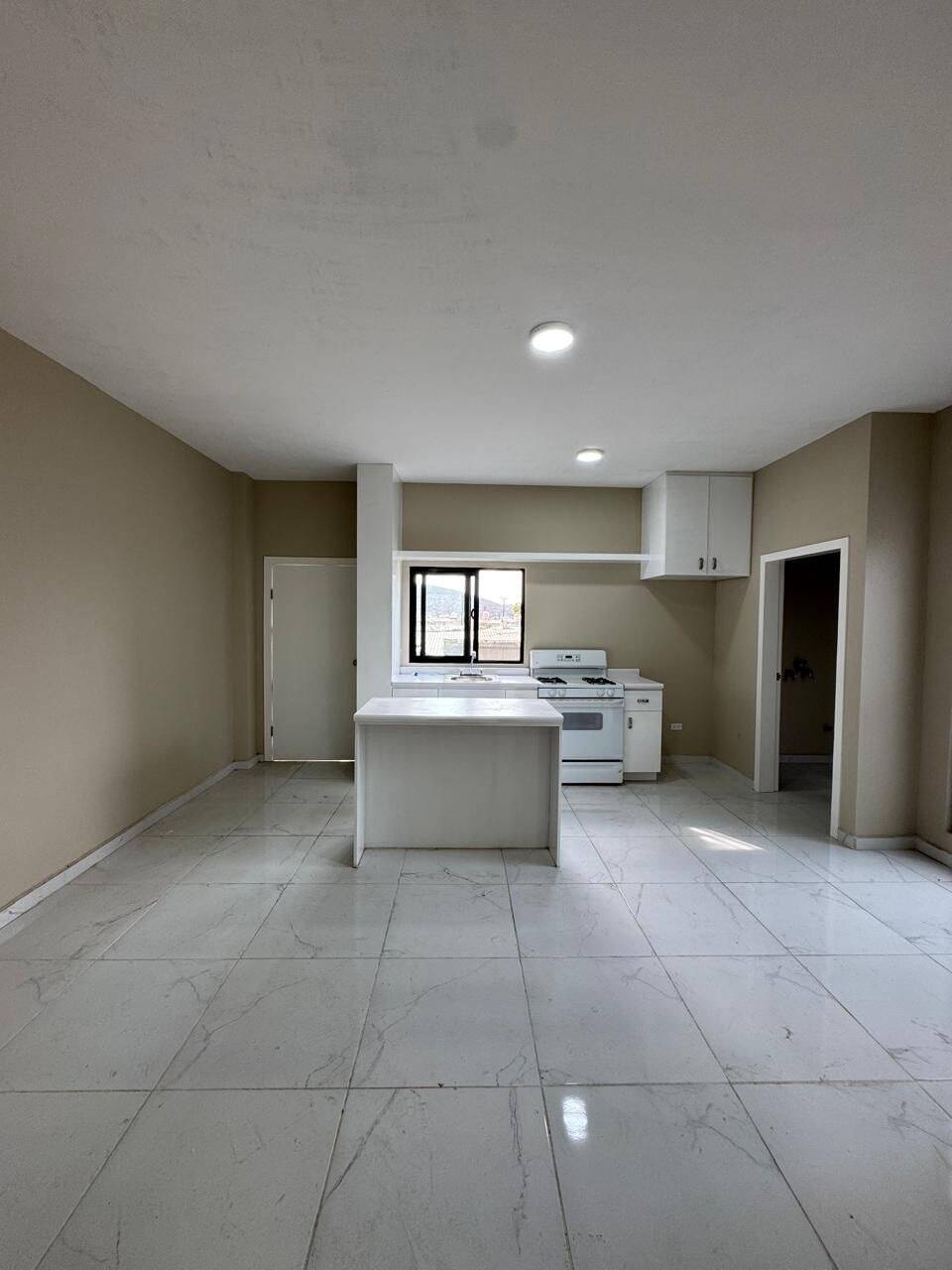 #5986 - Departamento para Renta en Ensenada - BC