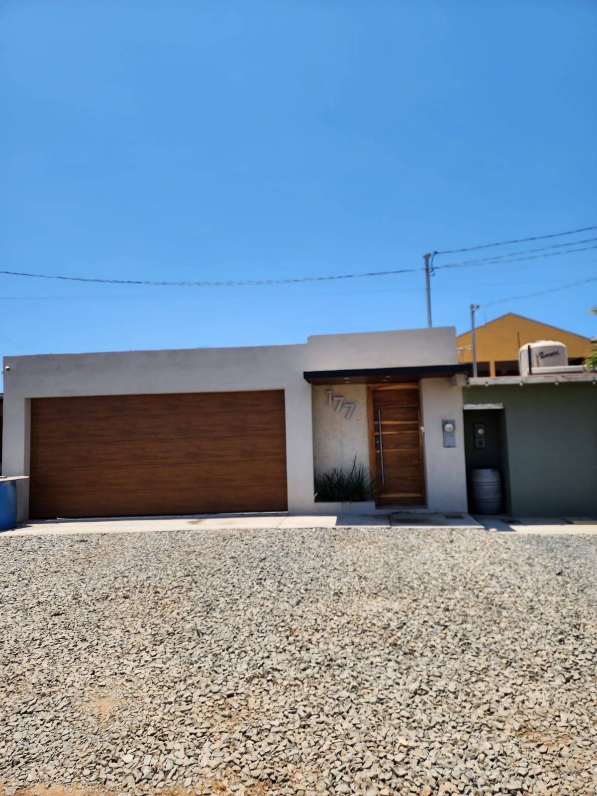 #5992 - Casa para Venta en Ensenada - BC