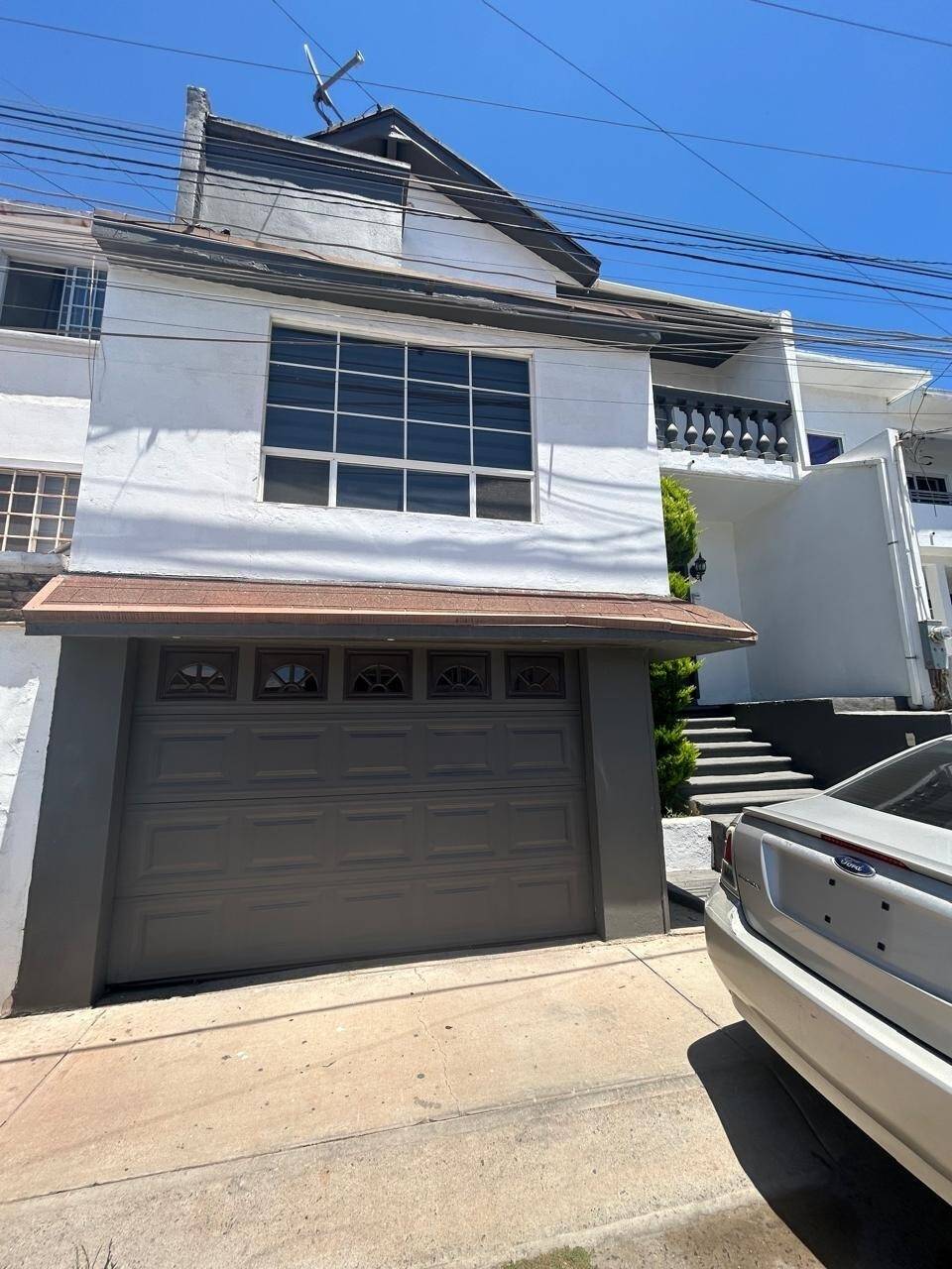 #5994 - Casa para Venta en Ensenada - BC