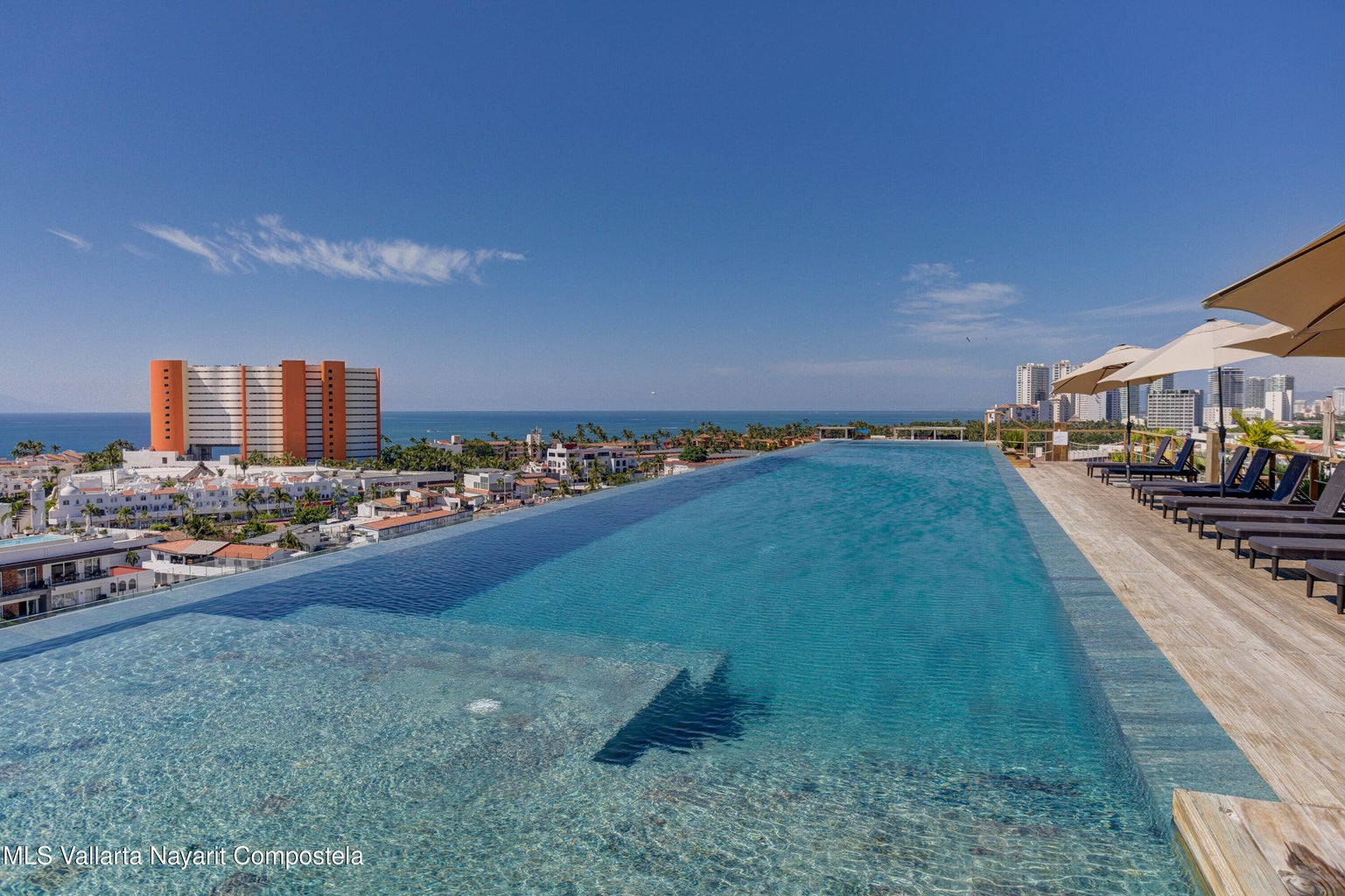 #6039 - Departamento para Venta en Puerto Vallarta - JC