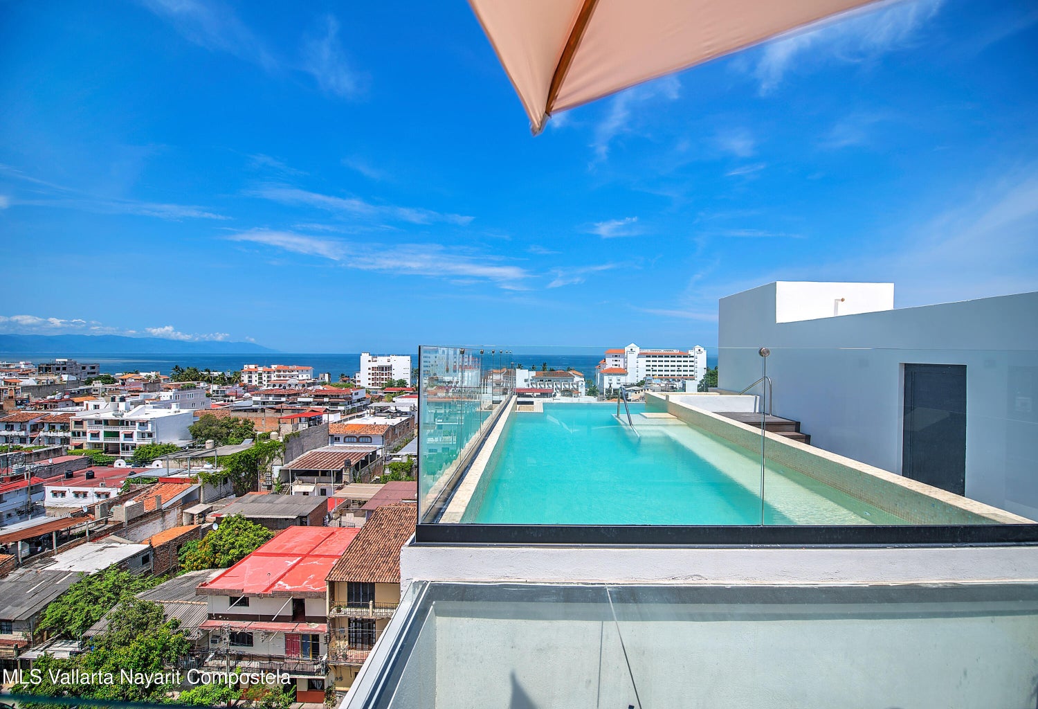 #6041 - Departamento para Venta en Puerto Vallarta - JC