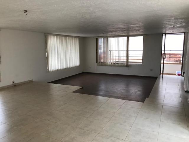 #1042 - Casa para Venta en Morelia - MN - 3