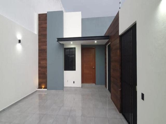 #1776 - Casa para Venta en Colima - CL