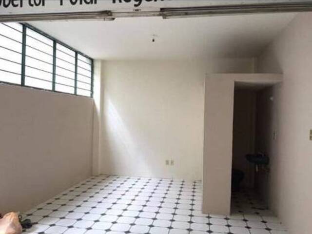 EDIFICIO CON LOCALES COMERCIALES Y CASA HABITACION para Venta en Uriangato - 4