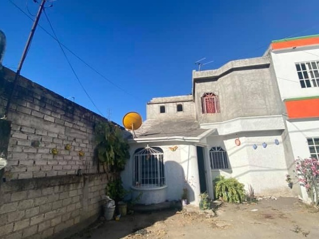 #2420 - Casa para Venta en Coquimatlán - CL - 3