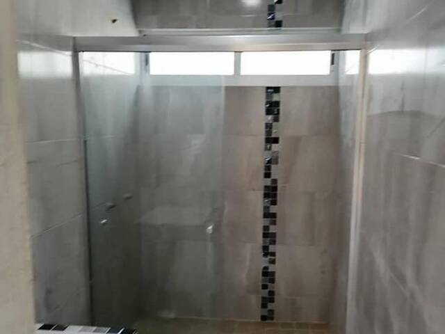 #2450 - Casa para Venta en Villa de Alvarez - CL