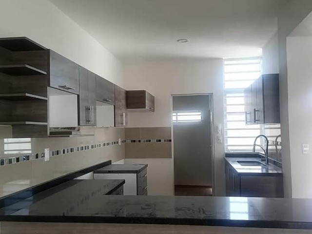 Casa para Venta en Villa de Alvarez - 4