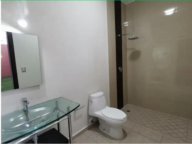 #2575 - Casa para Venta en Colima - CL