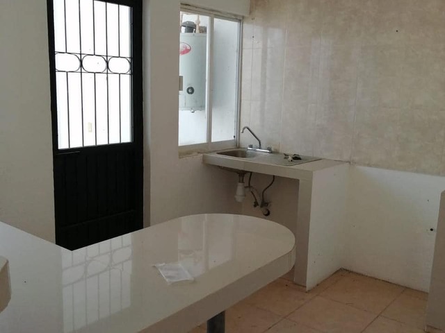 #2677 - Casa para Venta en Villa de Alvarez - CL