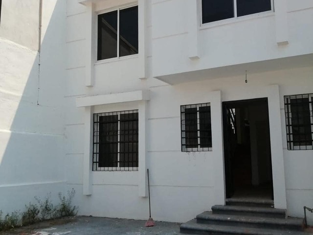 #2677 - Casa para Venta en Villa de Alvarez - CL