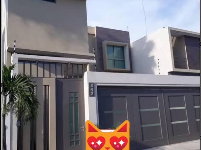 #2722 - Casa para Venta en Villa de Alvarez - CL