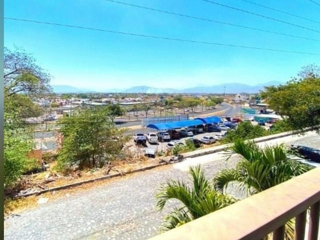 #2729 - Casa para Venta en Villa de Alvarez - CL