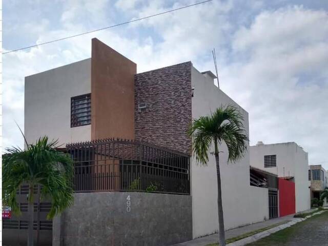 #3017 - Casa para Venta en Colima - CL