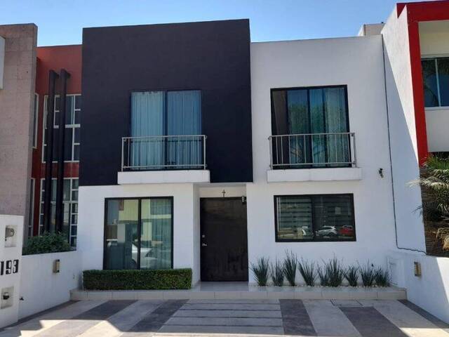 Venta en DEL PILAR RESIDENCIAL - Tlaquepaque