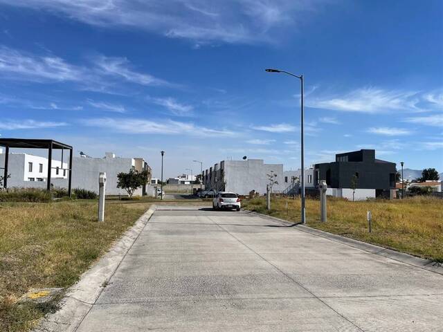 Terreno para Venta en Tlajomulco de Zúñiga - 5