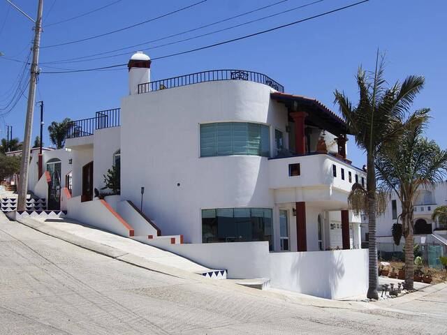 #3682 - Casa para Venta en Playas de Rosarito - BC - 2