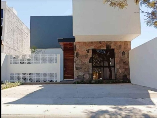 #3719 - Casa para Venta en Villa de Alvarez - CM - 3