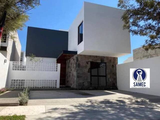 #3719 - Casa para Venta en Villa de Alvarez - CL - 2