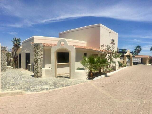 #3881 - Villa para Venta en Cabo San Lucas - BS - 3