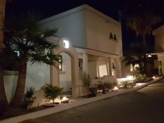 #4706 - Casa para Venta en Cabo San Lucas - BS - 1