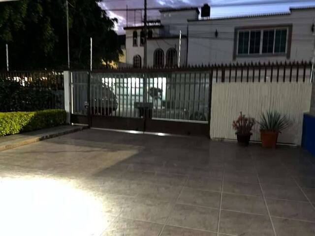 #4774 - Casa para Venta en Zapopan - JC - 2