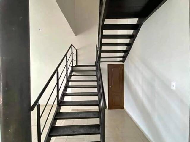 Casa para Venta en Villa de Alvarez - 4