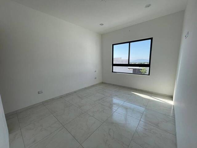#4880 - Casa para Venta en Colima - CL - 3