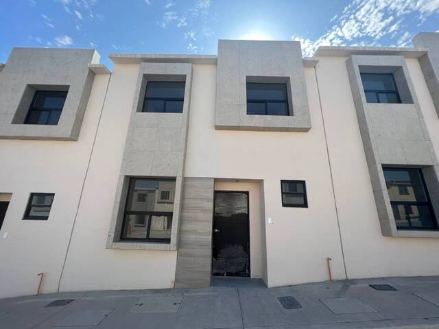 #3821 - Casa para Venta en Tijuana - BC