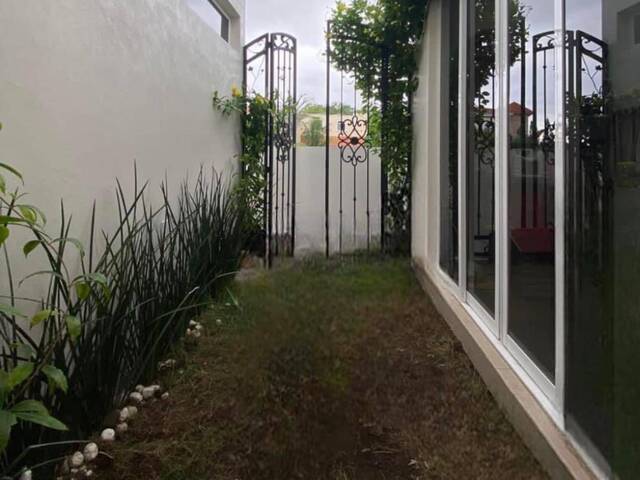 #5102 - Casa para Venta en Colima - CL - 2