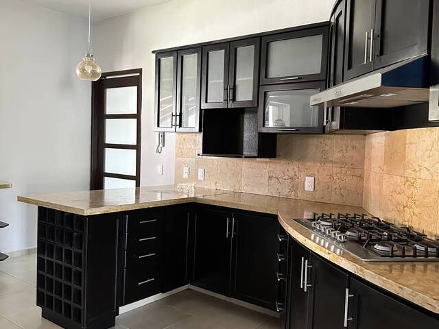 #5104 - Casa para Venta en Colima - CL - 2