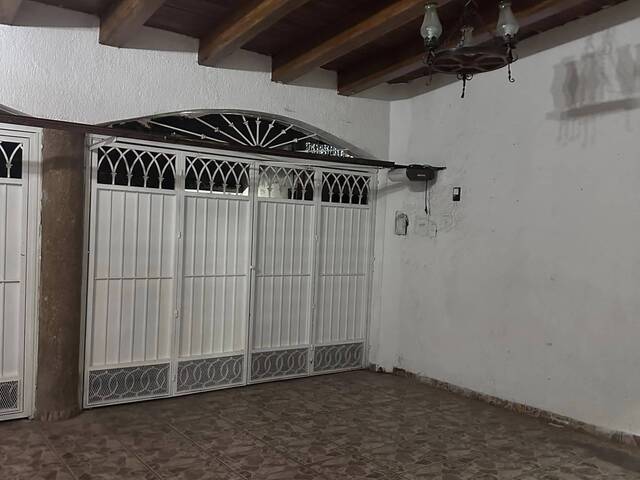 Casa para Venta en Villa de Alvarez - 4