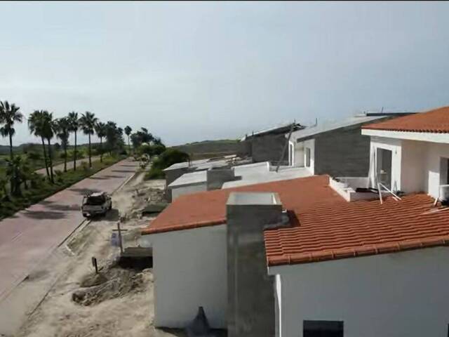 #5349 - Casa para Venta en Ensenada - BC