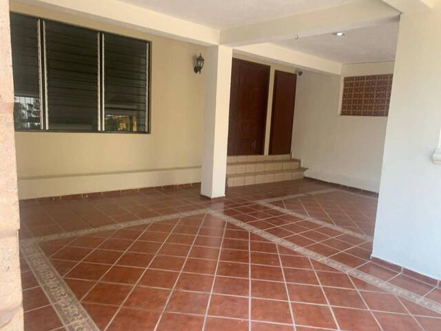 #5382 - Casa para Venta en Colima - CL - 3