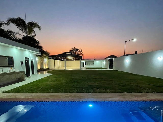 LOCAL para Venta en Coquimatlán - 4