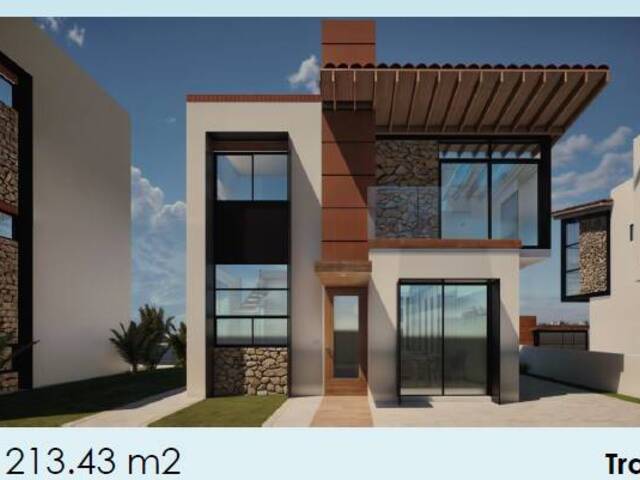 #5733 - Casa para Venta en Tijuana - BC
