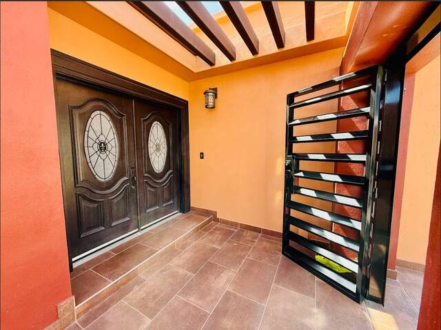 #5809 - Casa para Venta en Playas de Rosarito - BC - 3