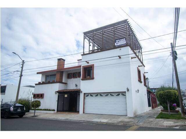 #5469 - Casa para Venta en Tijuana - BC