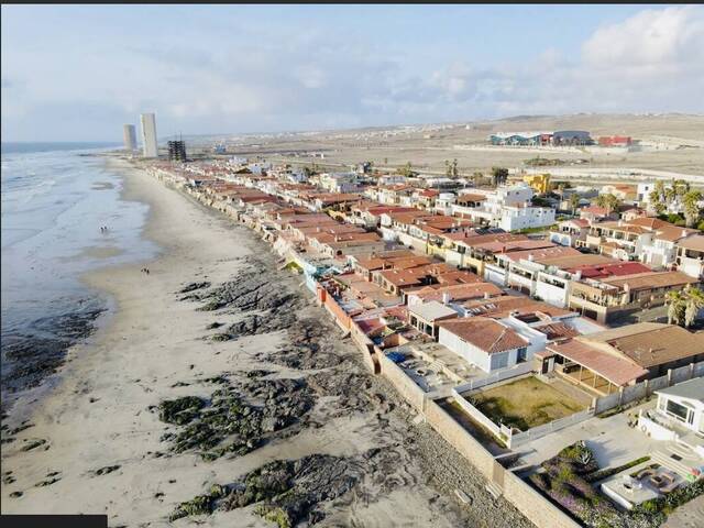 #5825 - Casa para Venta en Playas de Rosarito - BC - 2