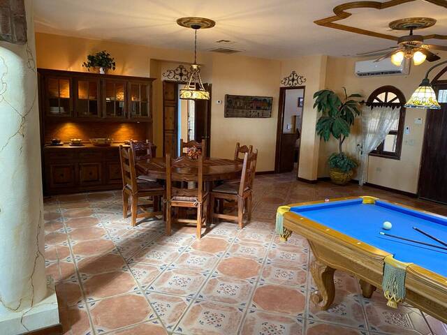 #5857 - Casa para Venta en Puerto Peñasco - SR - 3