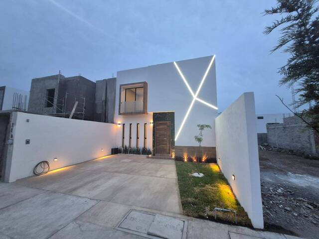 #5858 - Casa para Venta en Villa de Alvarez - CL - 1
