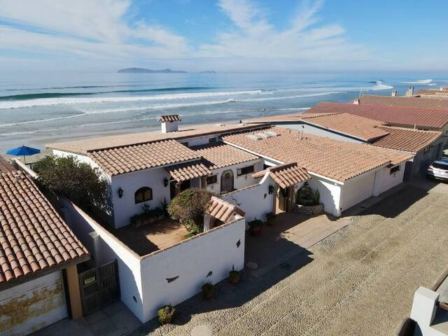 #5649 - Casa para Venta en Playas de Rosarito - BC