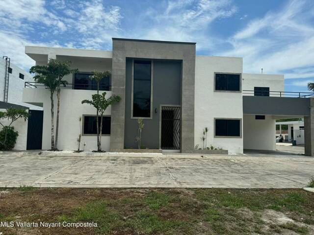 #5877 - Casa para Venta en Bucerías - NT - 3